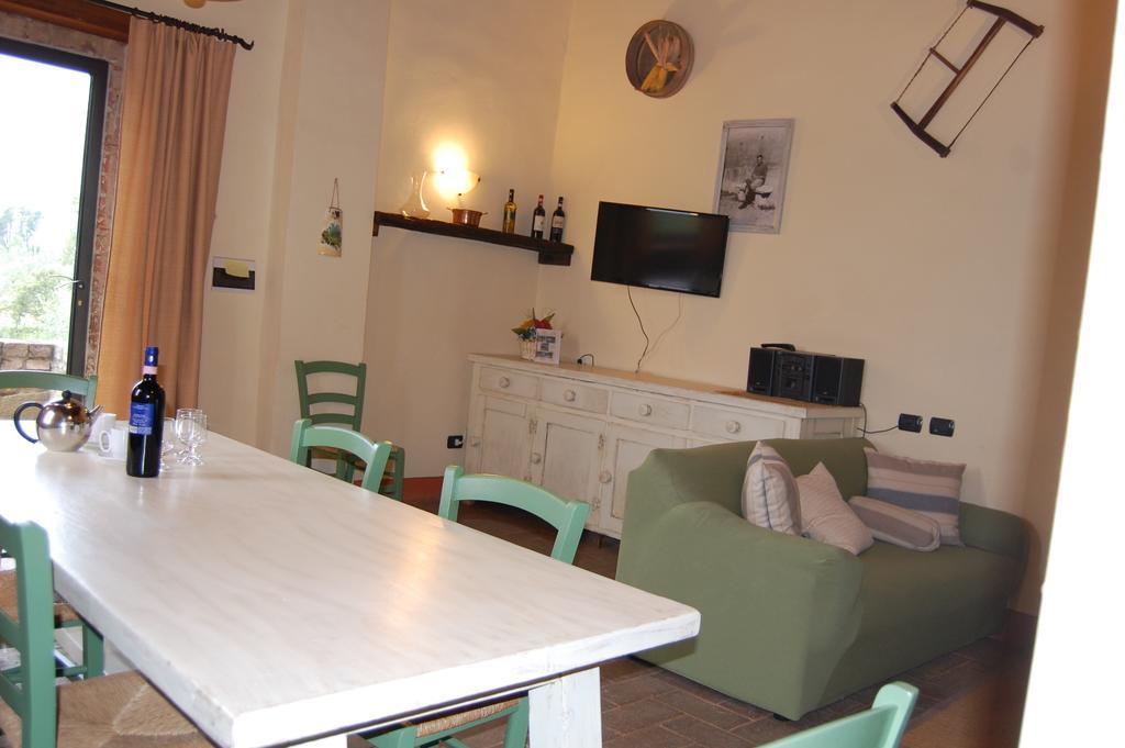 Podere Campovecchio Rapale Room photo